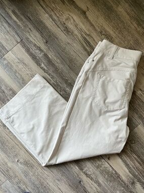 Lululemon, Size 28, EasyFive Low-Rise Classic Wide-Leg Pant Cropped, Beige